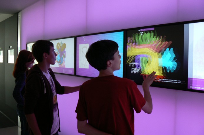 Touchscreen